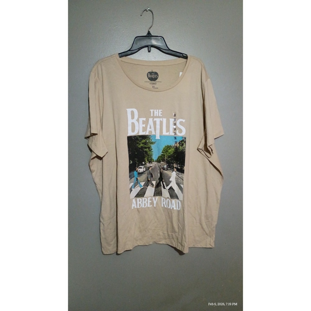 Beatles  Official Merch 2024‎ Abbey Road  T-Shirt